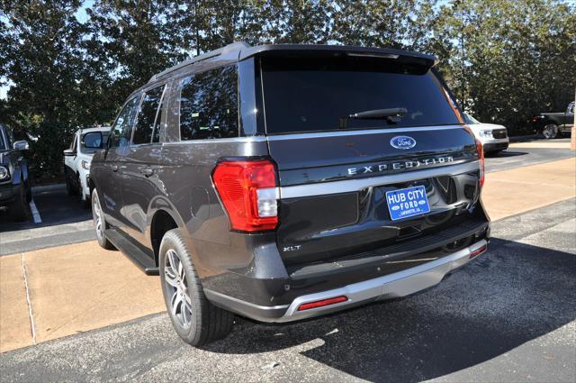 new 2024 Ford Expedition car, priced at $70,100