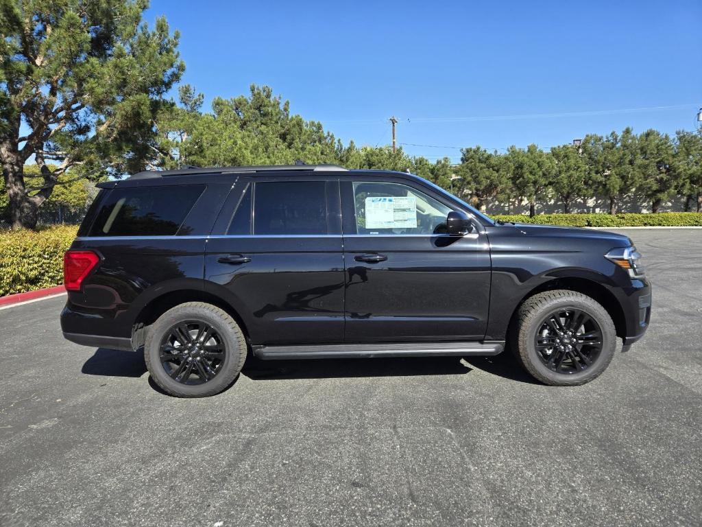 new 2024 Ford Expedition car, priced at $60,080