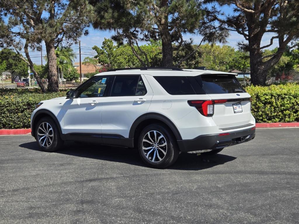 new 2025 Ford Explorer car, priced at $47,404