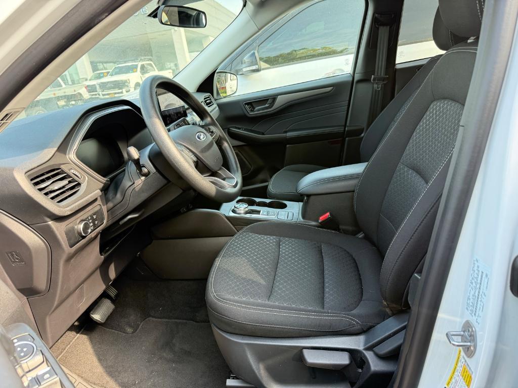 used 2025 Ford Escape car, priced at $27,900