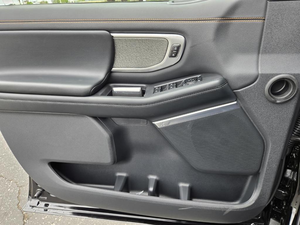 new 2025 Ford Expedition car, priced at $83,805