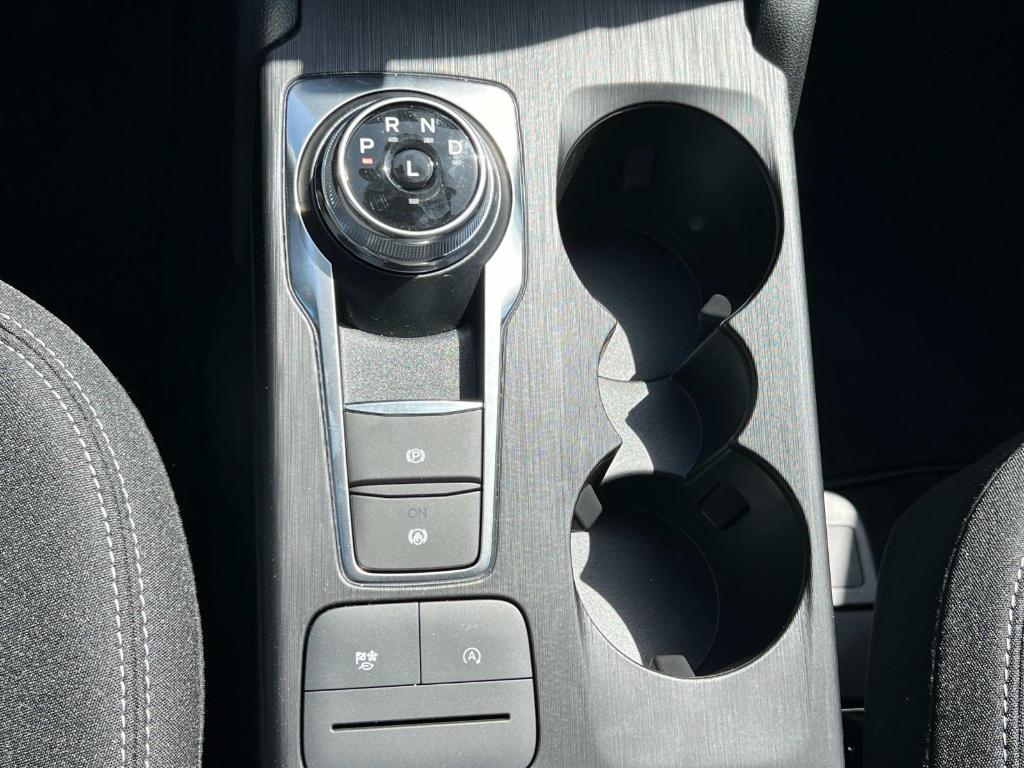 new 2025 Ford Escape car, priced at $28,199