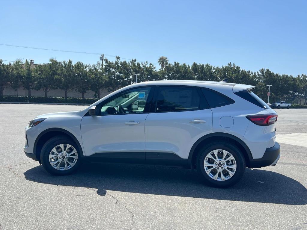 new 2025 Ford Escape car, priced at $28,199