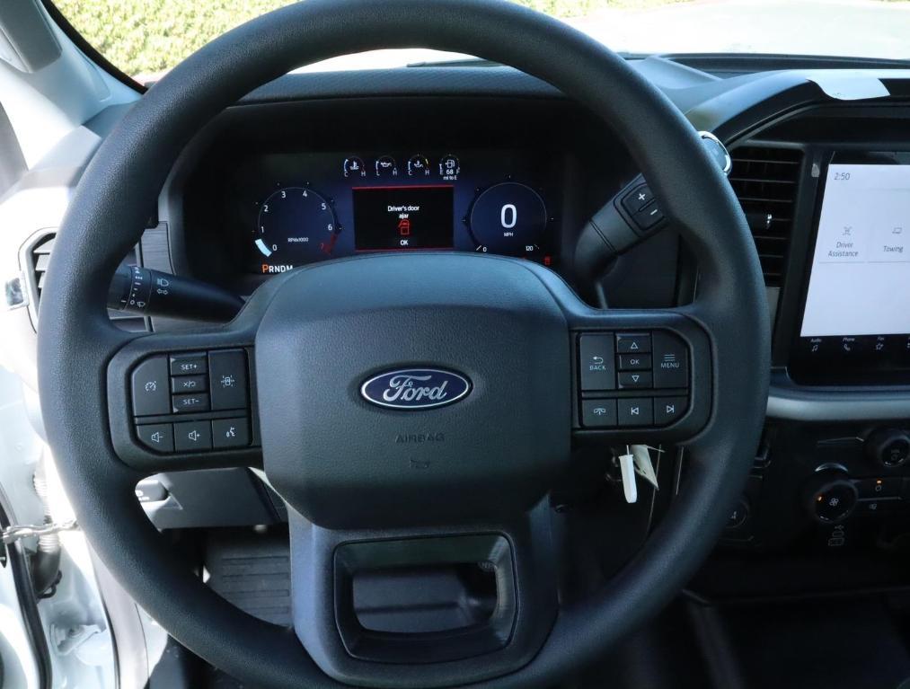 new 2025 Ford F-150 car, priced at $39,018