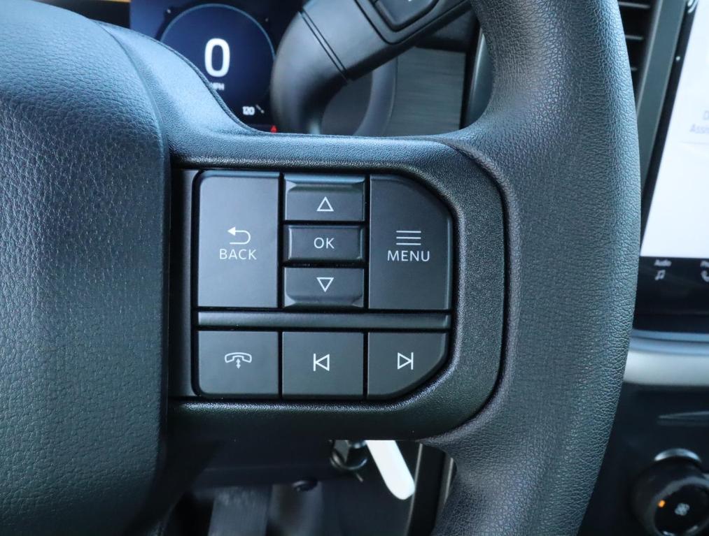 new 2025 Ford F-150 car, priced at $39,018