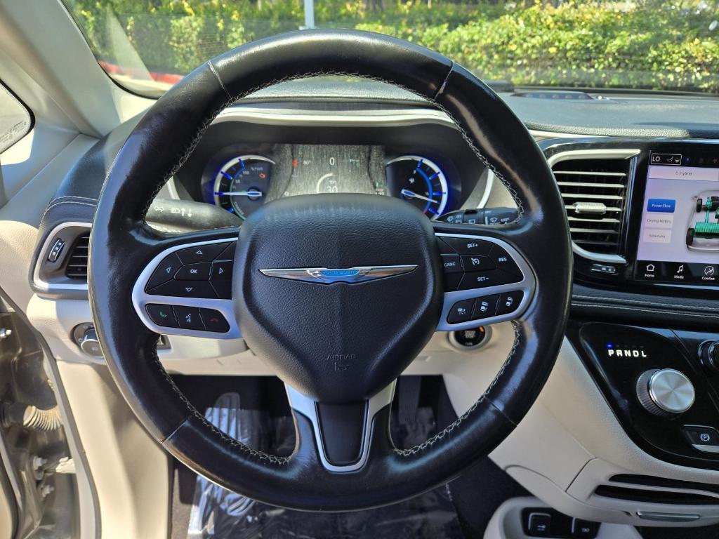 used 2021 Chrysler Pacifica Hybrid car, priced at $21,088