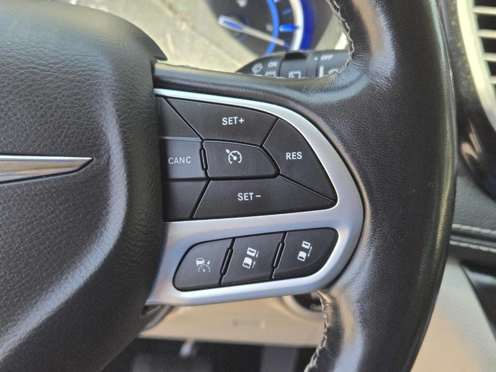 used 2021 Chrysler Pacifica Hybrid car, priced at $21,088
