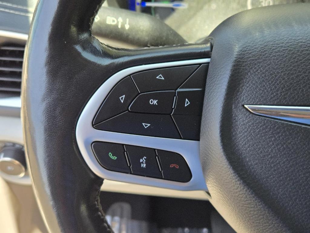 used 2021 Chrysler Pacifica Hybrid car, priced at $21,088