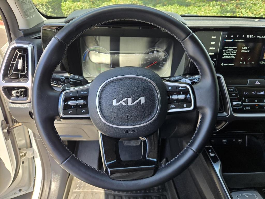 used 2022 Kia Sorento Hybrid car, priced at $25,999