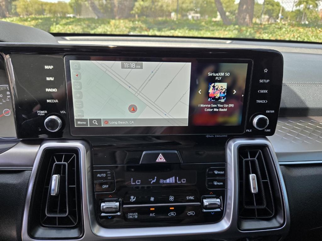 used 2022 Kia Sorento Hybrid car, priced at $25,999