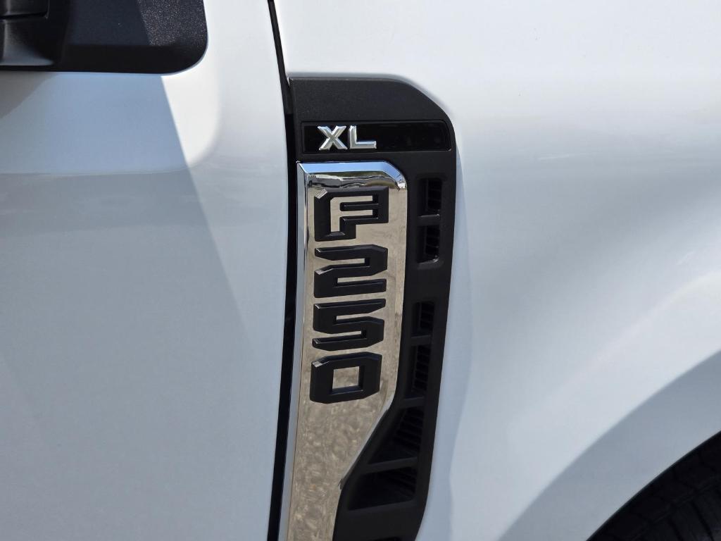 new 2025 Ford F-250 car, priced at $43,981