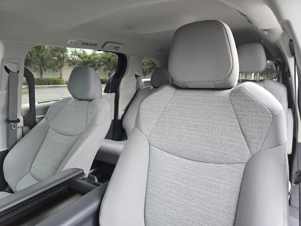 used 2023 Toyota Sienna car, priced at $36,470