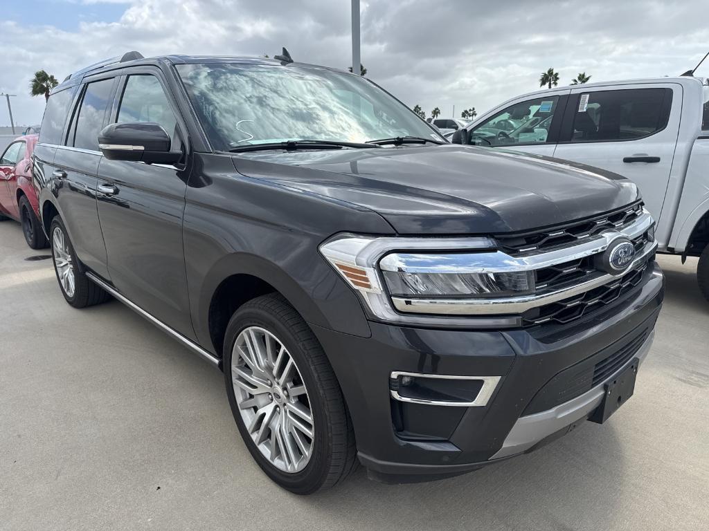 used 2024 Ford Expedition car, priced at $45,996