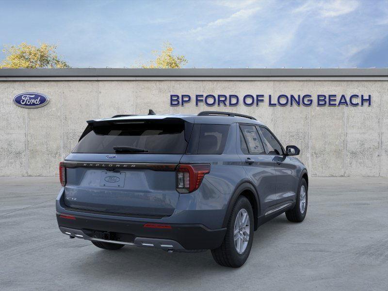 new 2025 Ford Explorer car, priced at $44,158