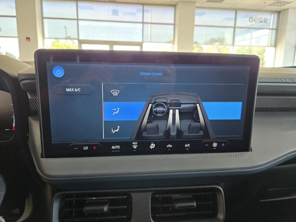 new 2025 Ford Maverick car, priced at $30,462