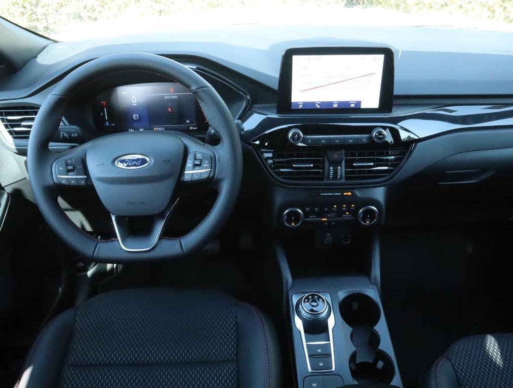 new 2025 Ford Escape car, priced at $34,290