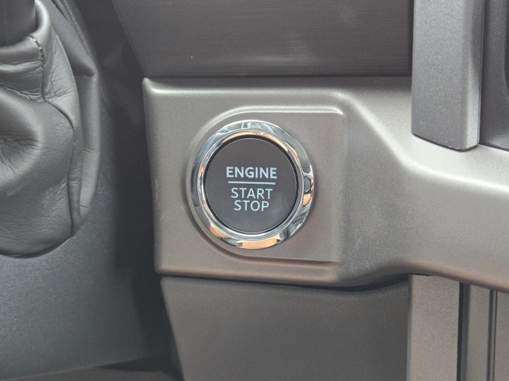 new 2025 Ford F-150 car, priced at $57,083