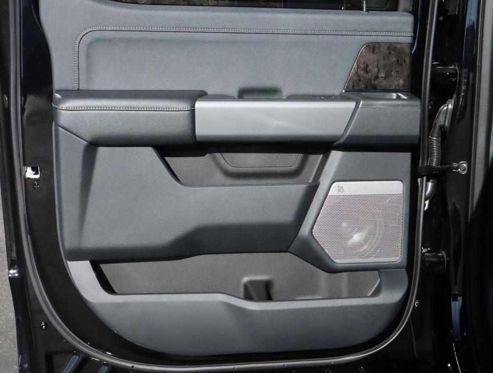 new 2025 Ford F-250 car, priced at $77,338