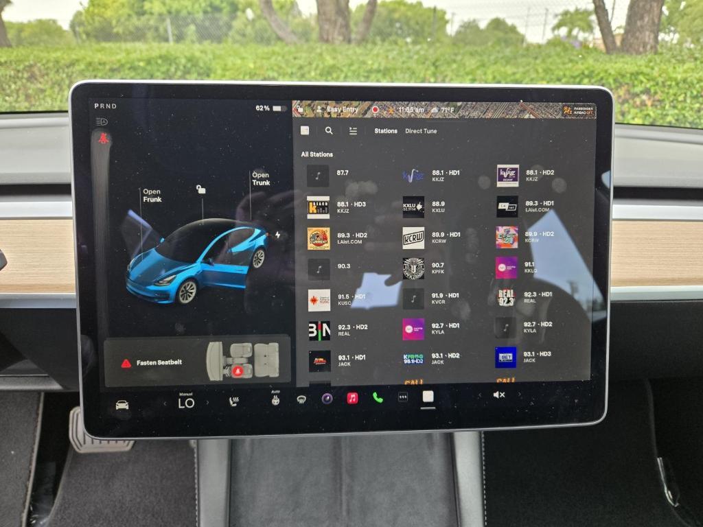 used 2021 Tesla Model 3 car, priced at $25,500