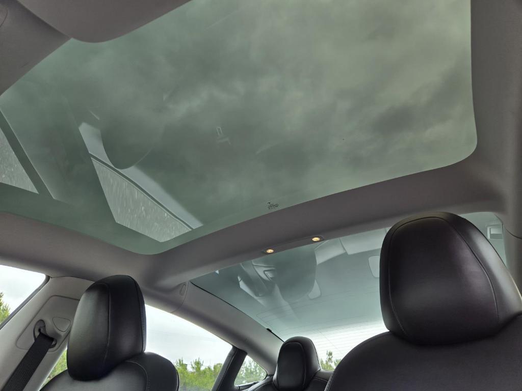 used 2021 Tesla Model 3 car, priced at $25,500