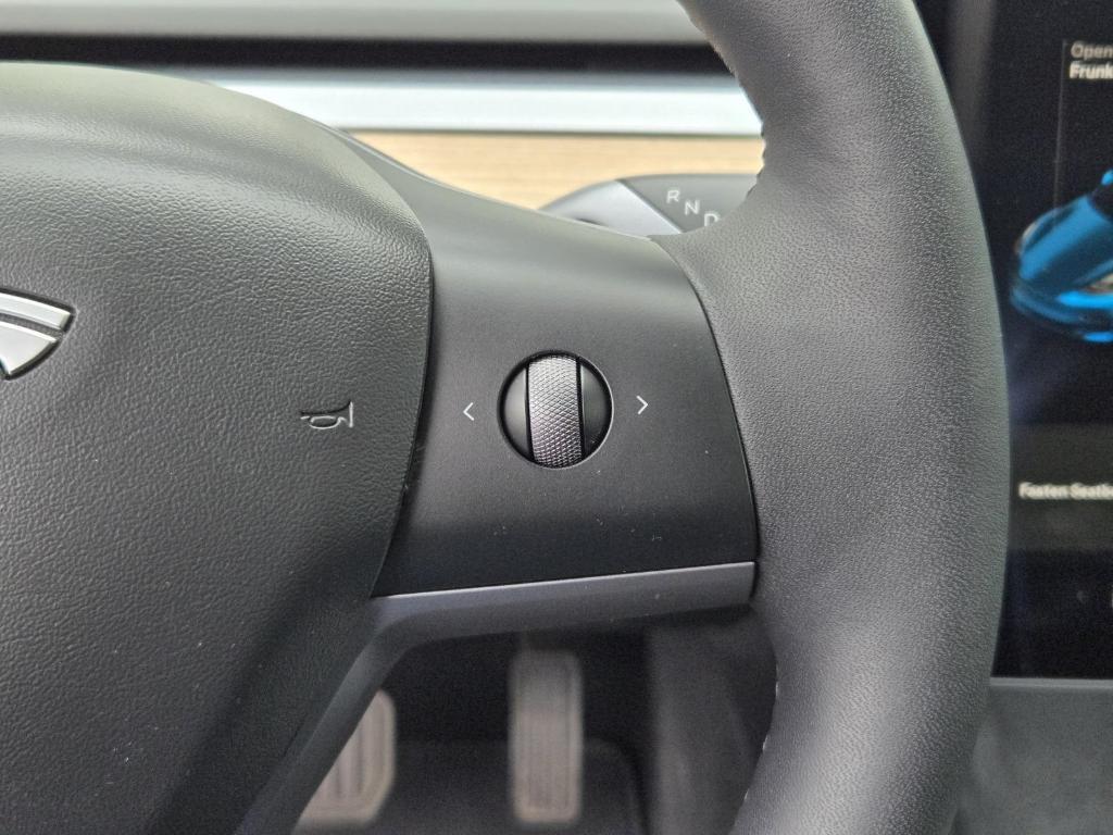 used 2021 Tesla Model 3 car, priced at $25,500