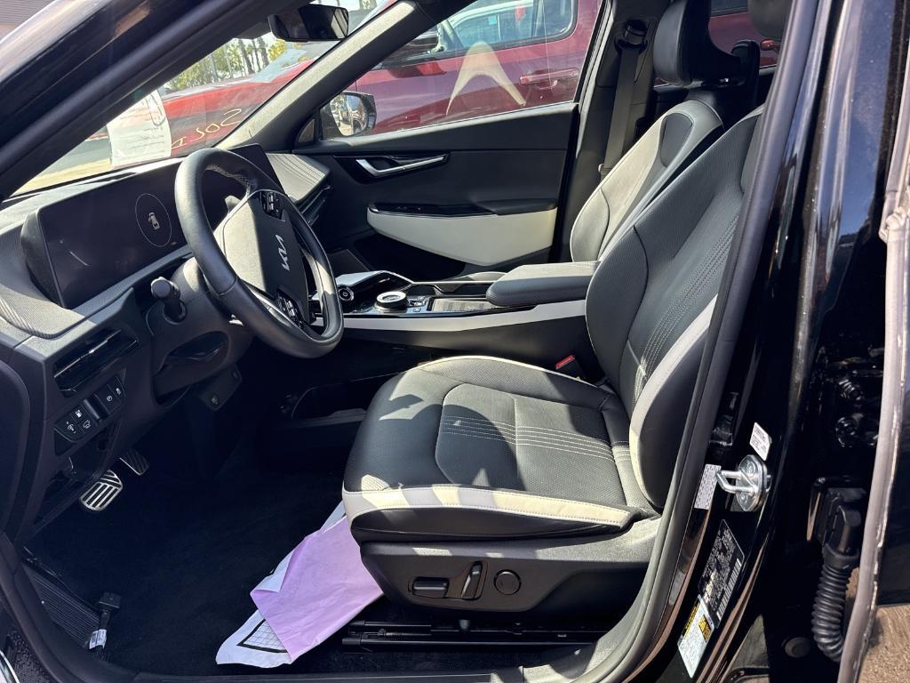 used 2023 Kia EV6 car, priced at $29,500