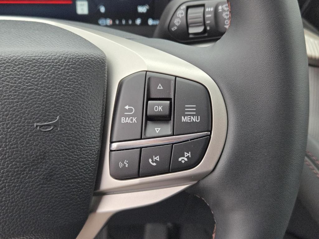new 2025 Ford Explorer car, priced at $42,204