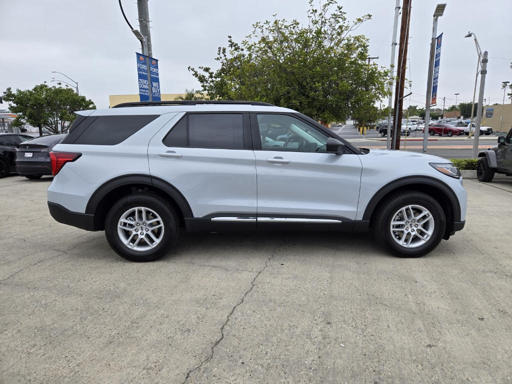 new 2025 Ford Explorer car, priced at $42,204
