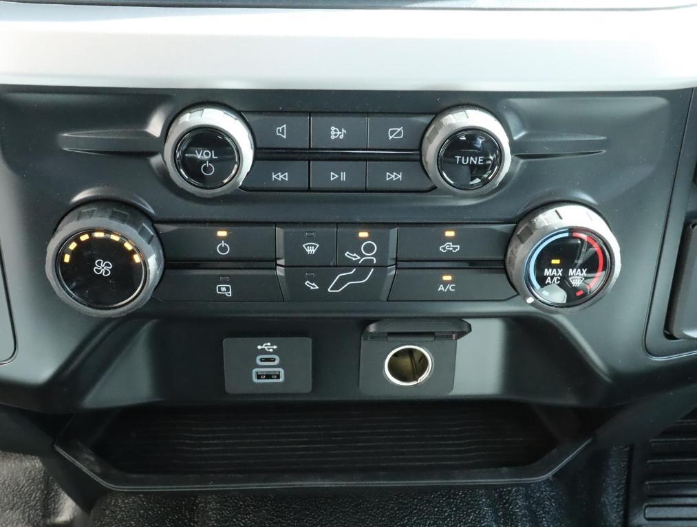 new 2024 Ford F-250 car, priced at $59,873