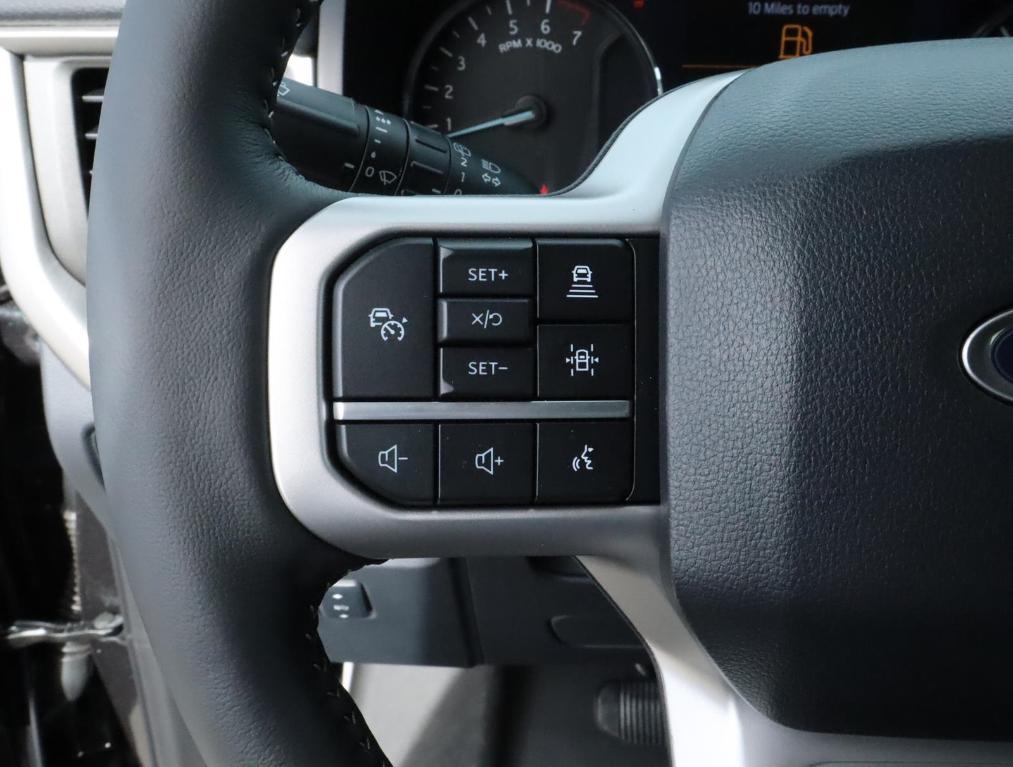 new 2024 Ford Expedition car, priced at $61,790