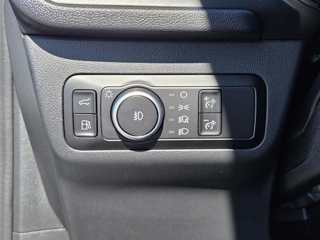 new 2025 Ford Escape car, priced at $31,895