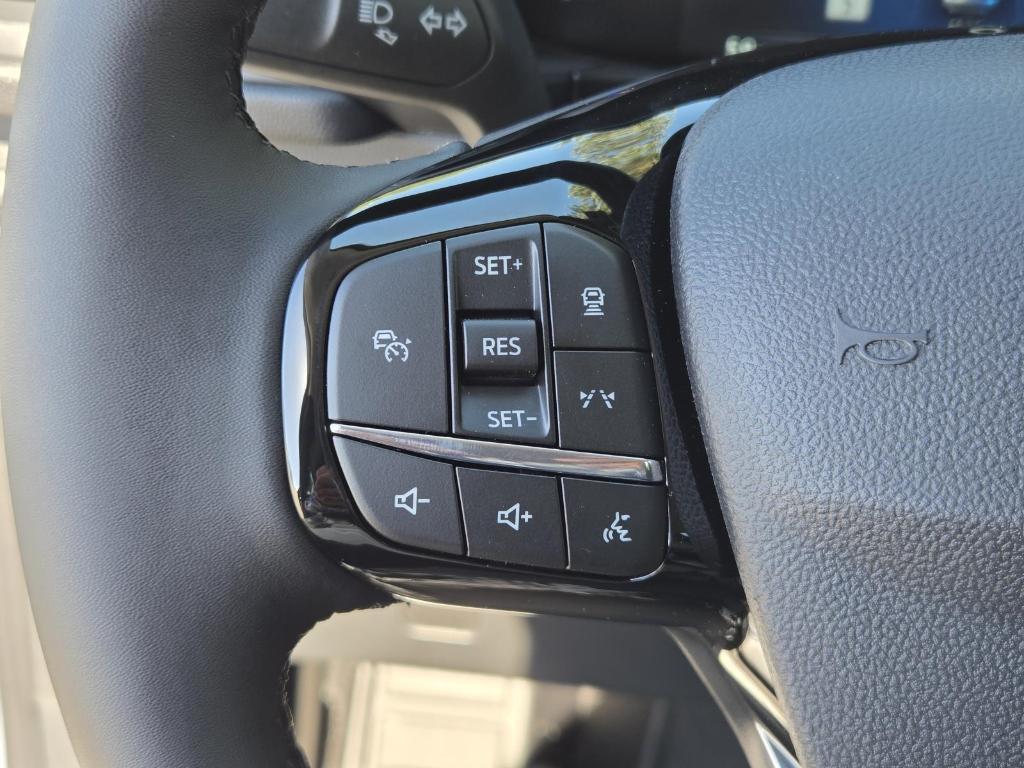 new 2025 Ford Escape car, priced at $31,895