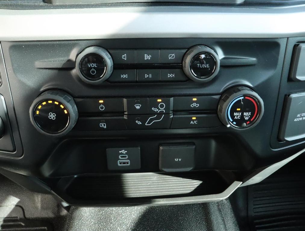 new 2024 Ford F-250 car, priced at $56,495