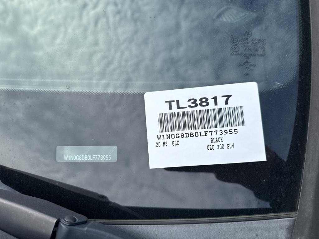 used 2020 Mercedes-Benz GLC 300 car, priced at $20,500