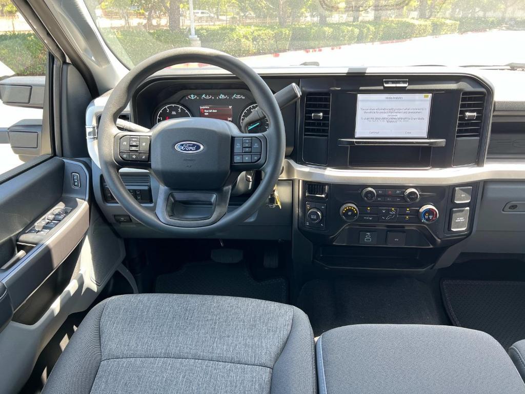 new 2025 Ford F-250 car, priced at $70,629