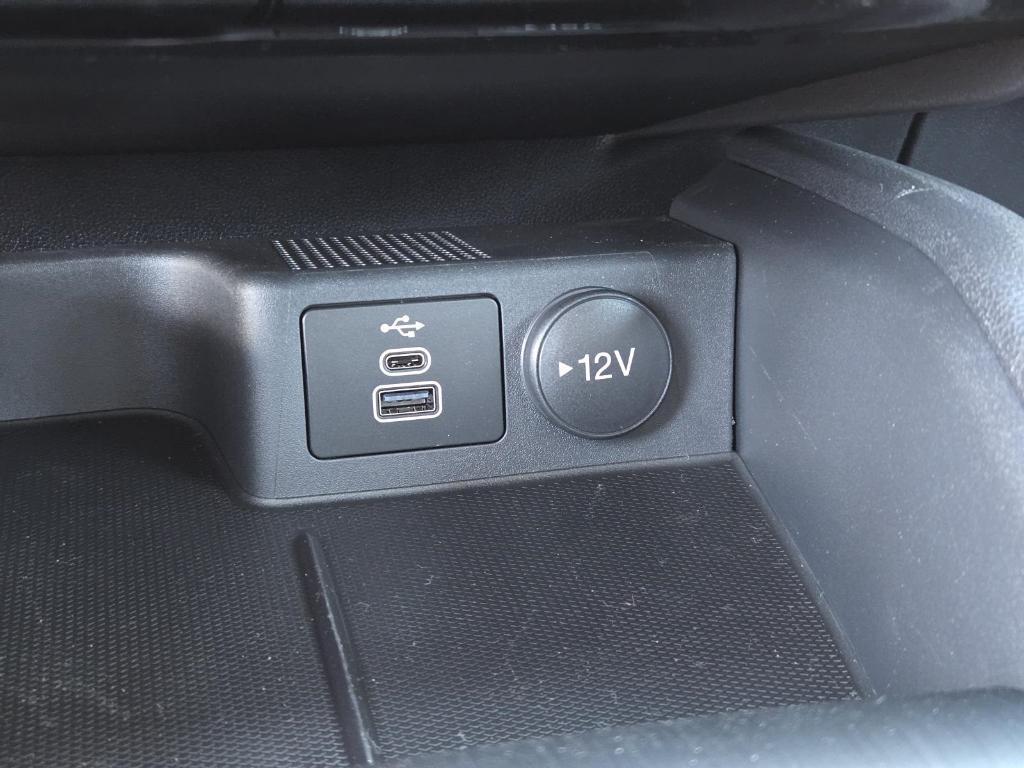 new 2025 Ford Escape car, priced at $32,095