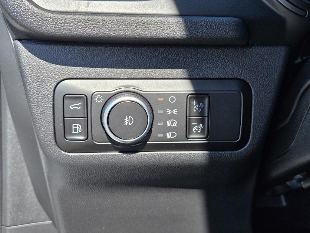 new 2025 Ford Escape car, priced at $32,095