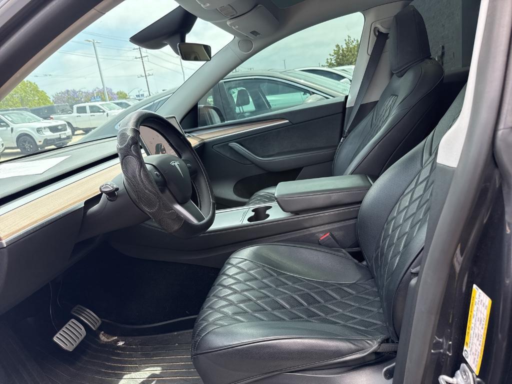 used 2024 Tesla Model Y car