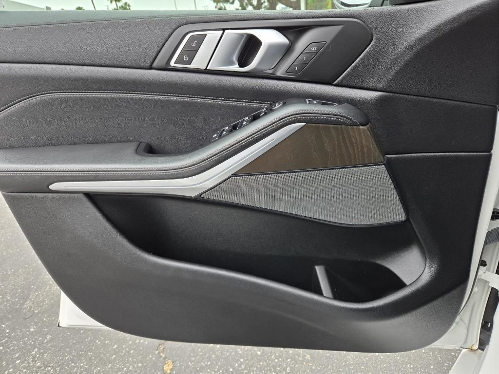 used 2021 BMW X5 car, priced at $35,943