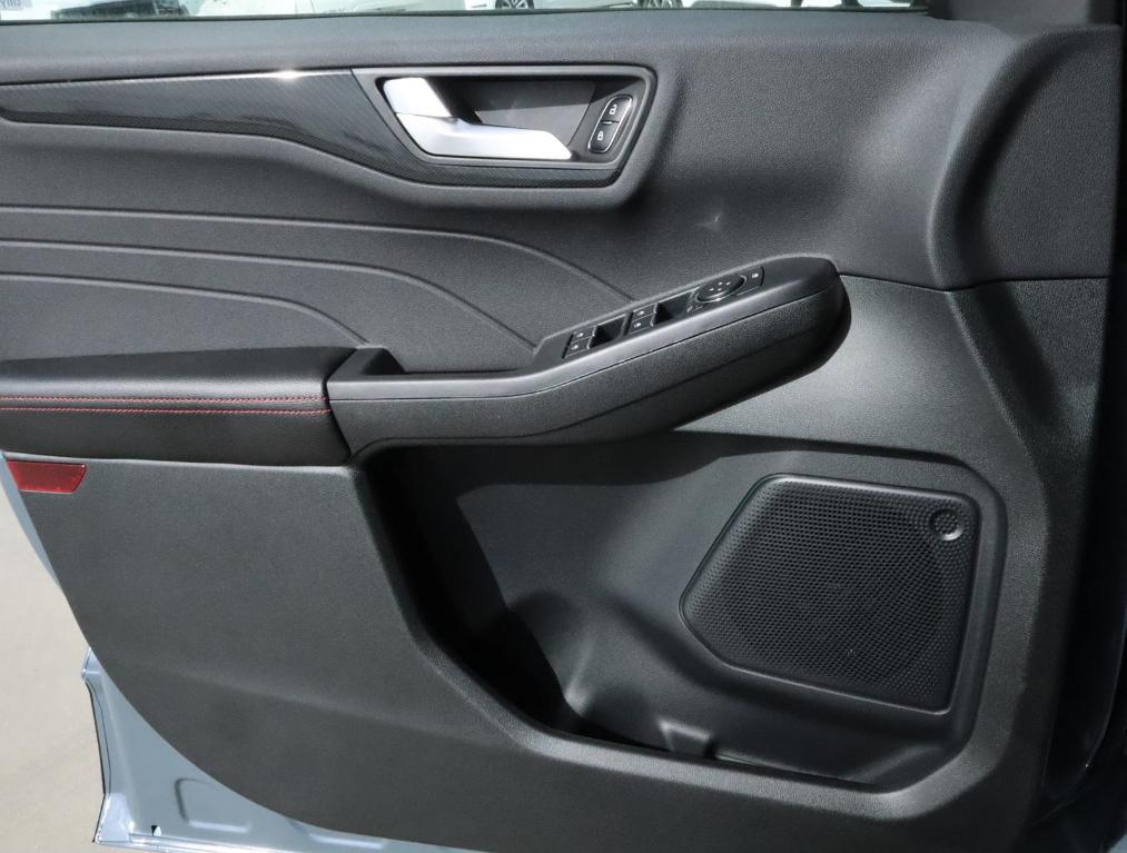 new 2025 Ford Escape car, priced at $32,912