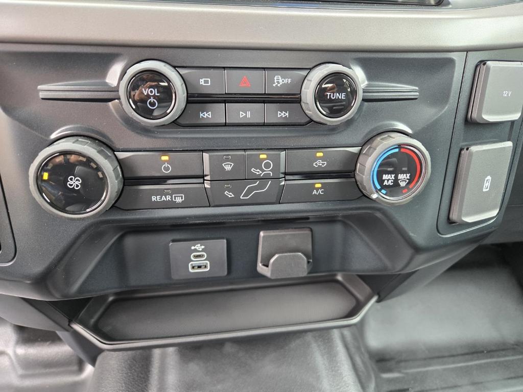 new 2025 Ford F-150 car, priced at $44,336
