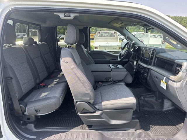 new 2025 Ford F-250 car, priced at $67,725