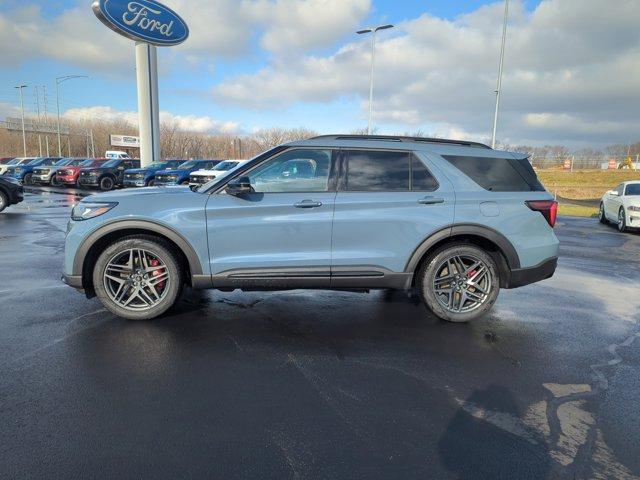 new 2025 Ford Explorer car, priced at $61,490