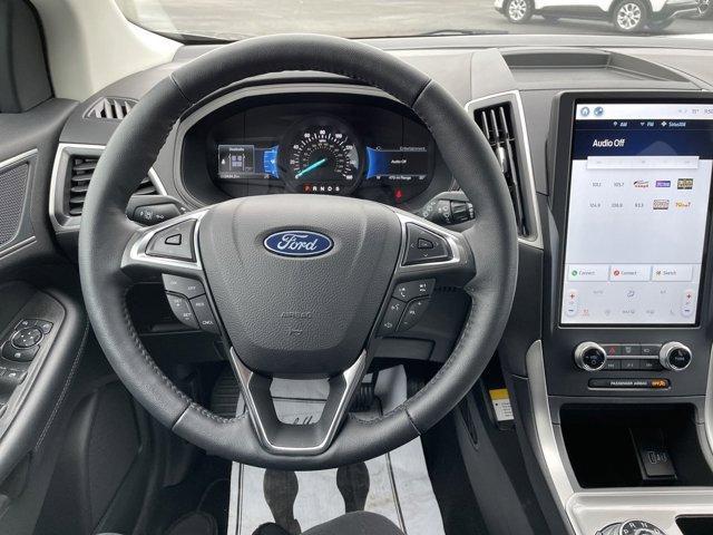 new 2024 Ford Edge car, priced at $43,025