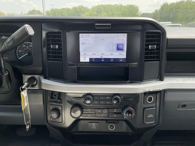 new 2025 Ford F-250 car, priced at $55,225