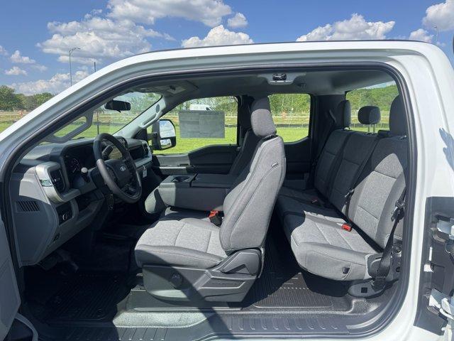 new 2025 Ford F-250 car, priced at $55,225