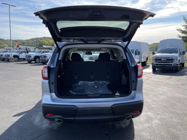 new 2025 Subaru Ascent car, priced at $46,397