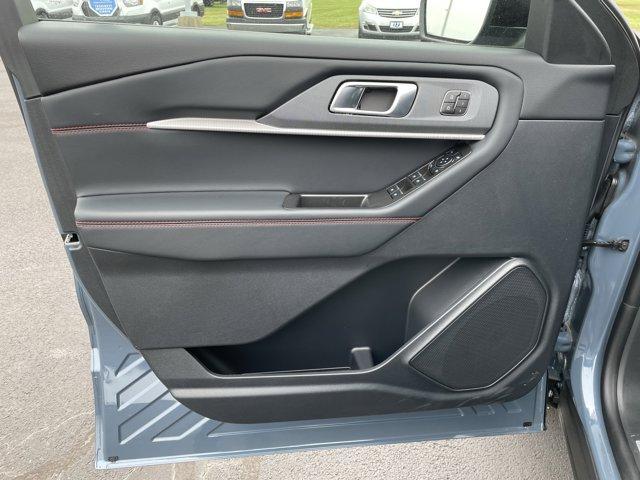 new 2025 Ford Explorer car, priced at $54,225
