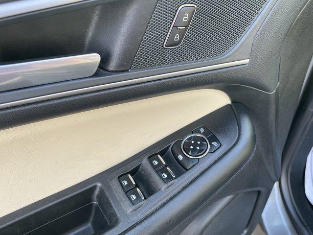 used 2024 Ford Edge car, priced at $28,988