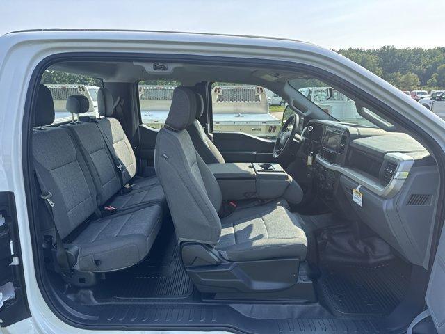 new 2025 Ford F-250 car, priced at $55,225